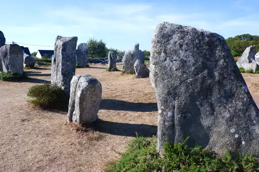 bretagne-sehenswürdigkeiten-menhire