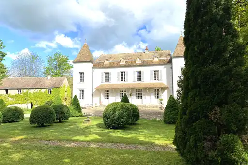 burgund-unterkunft-garten