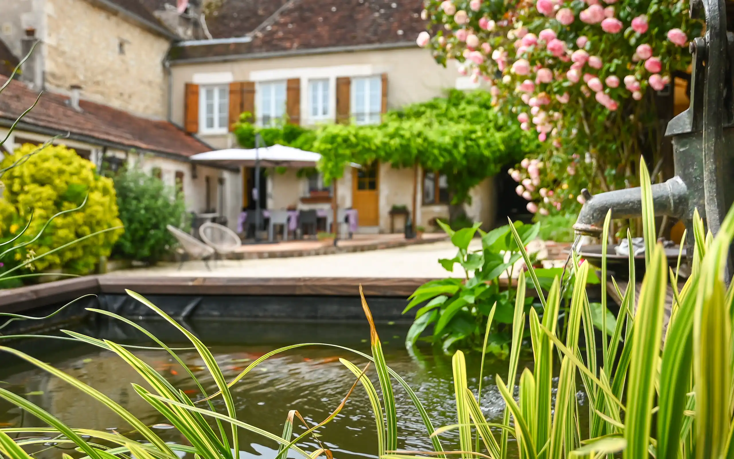 burgund-chablis-unterkunft-garten