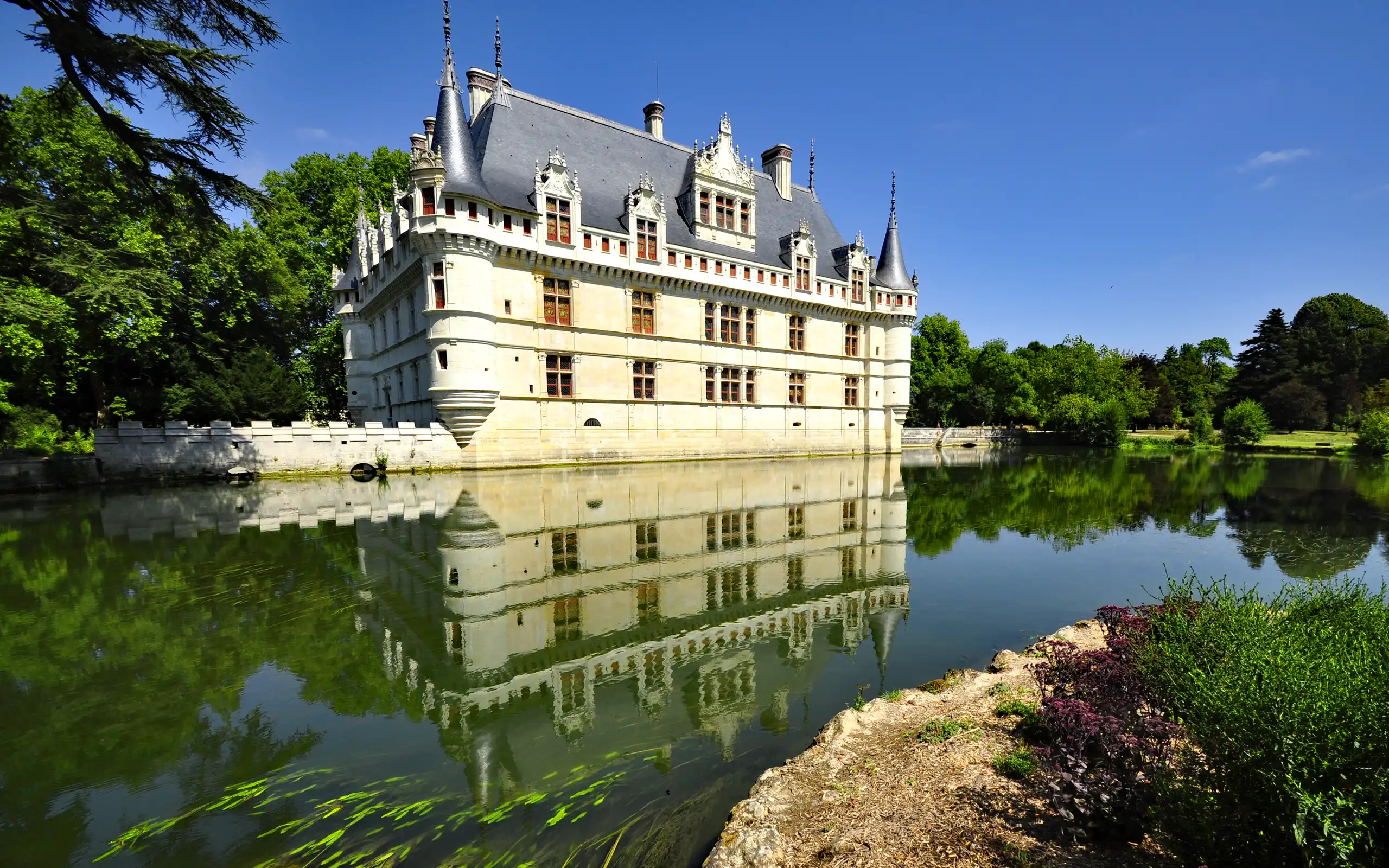 loire-schloss-azay